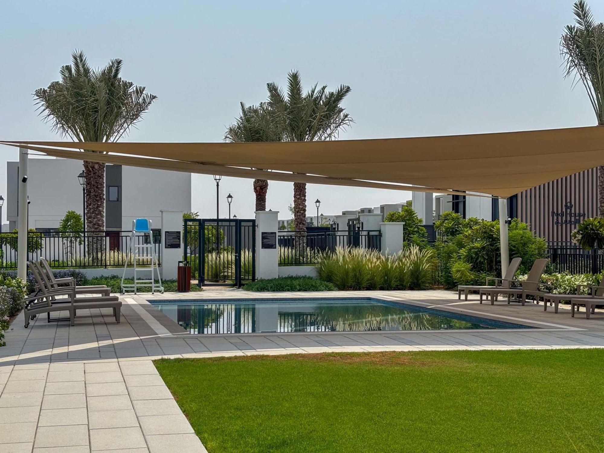 Frank Porter - La Rosa 6 Dubai Esterno foto